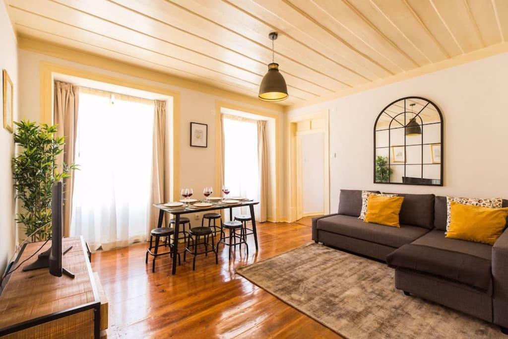 Ola - Castelo Terrace Iv Apartment Lisbon